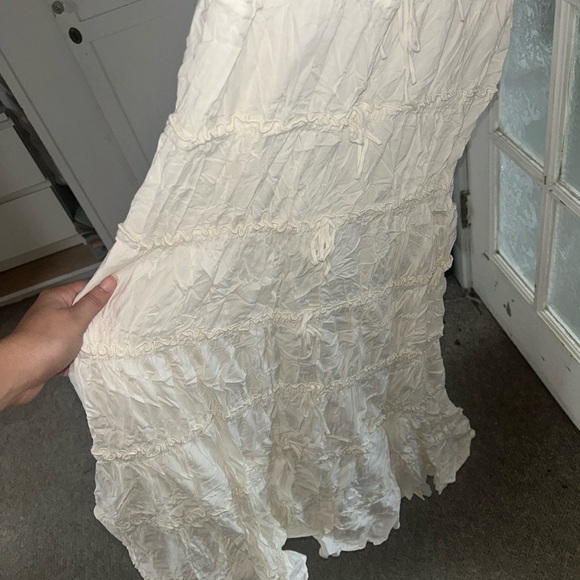 Mirror Palais Ruffle Tunnel Gown - Picture 11 of 11